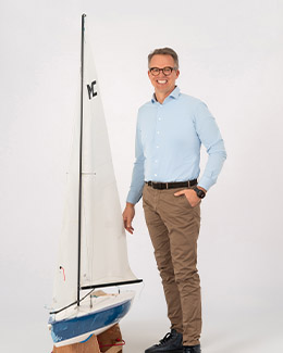 Holger Henzel Hover
